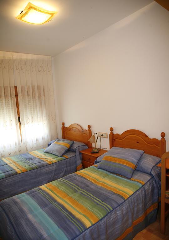 Hostal Cuatro Esquinas เอเฆอา เด ลอส กาบาเยรอส ห้อง รูปภาพ